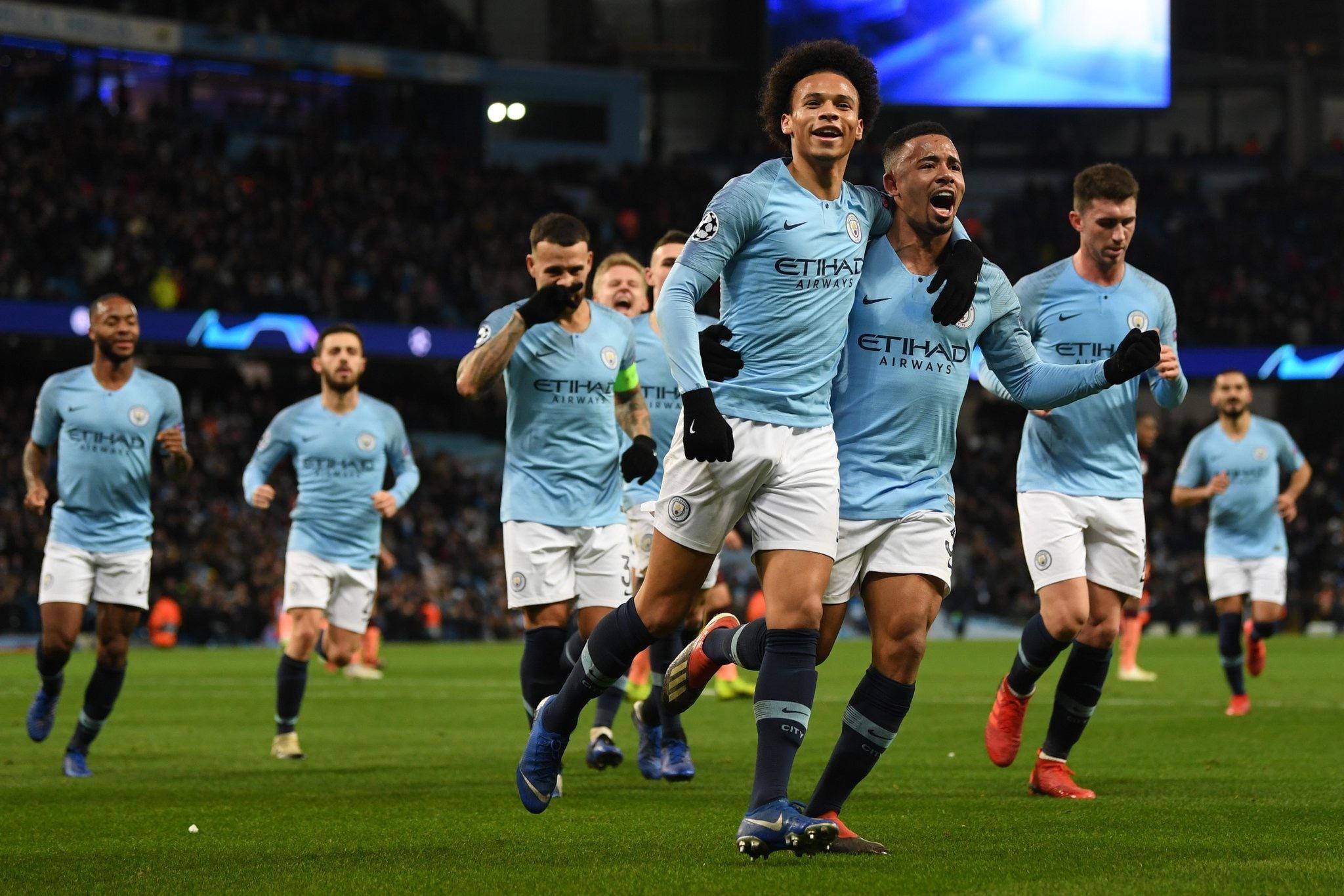 赛中常常凭 赛中常常凭